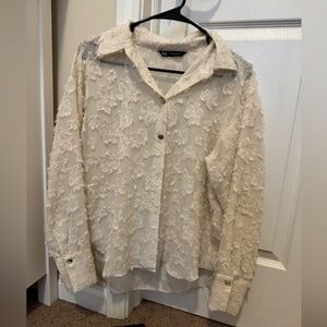 Zara Ivory Eyelash Floral Sheer Long Sleeve Shirt Size M